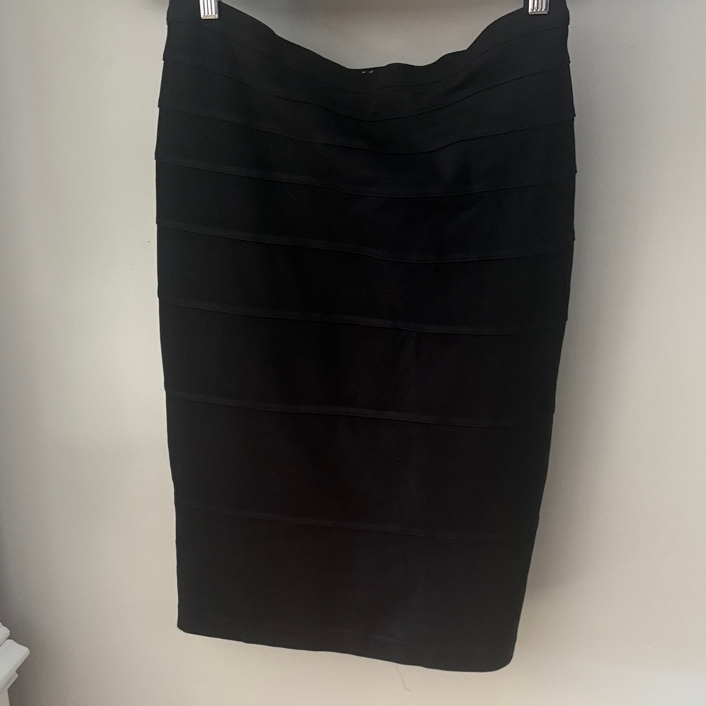 Thalian Black Pencil Skirt